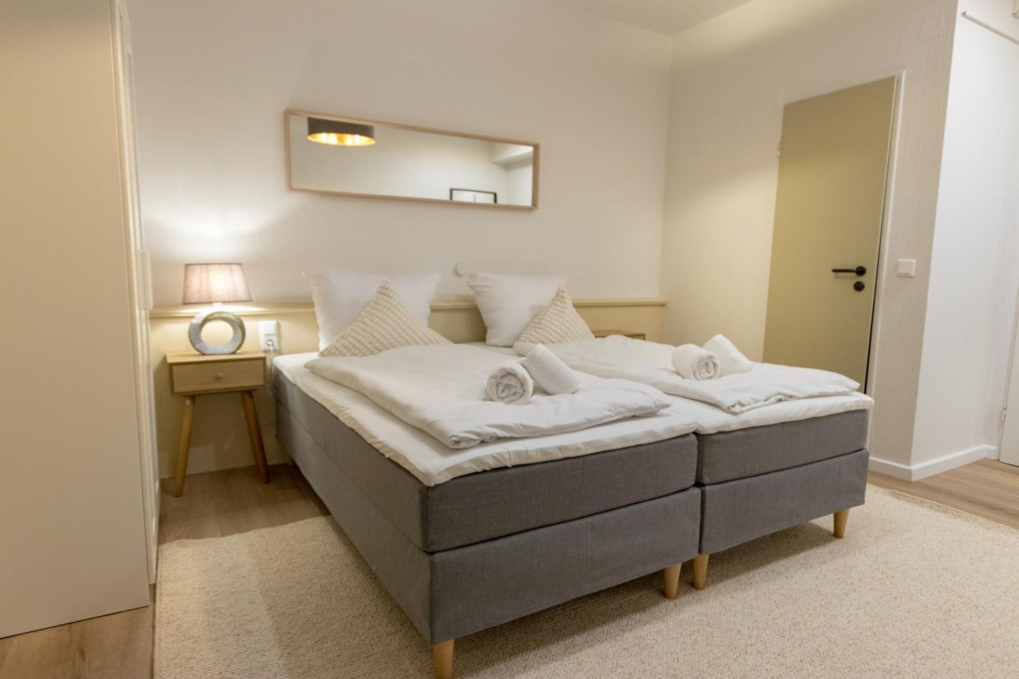 Hotel Dörenkamp by Vivere Stays Düsseldorf Exteriör bild