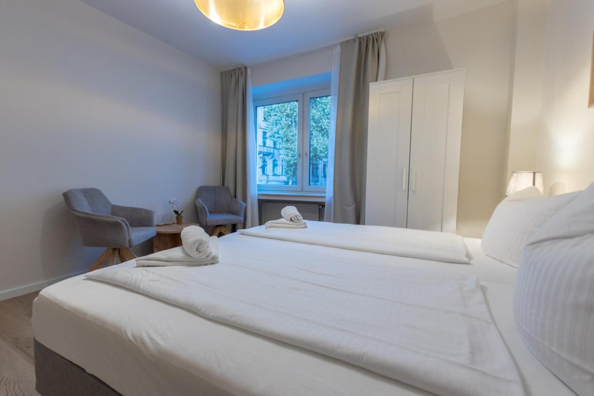 Hotel Dörenkamp by Vivere Stays Düsseldorf Exteriör bild