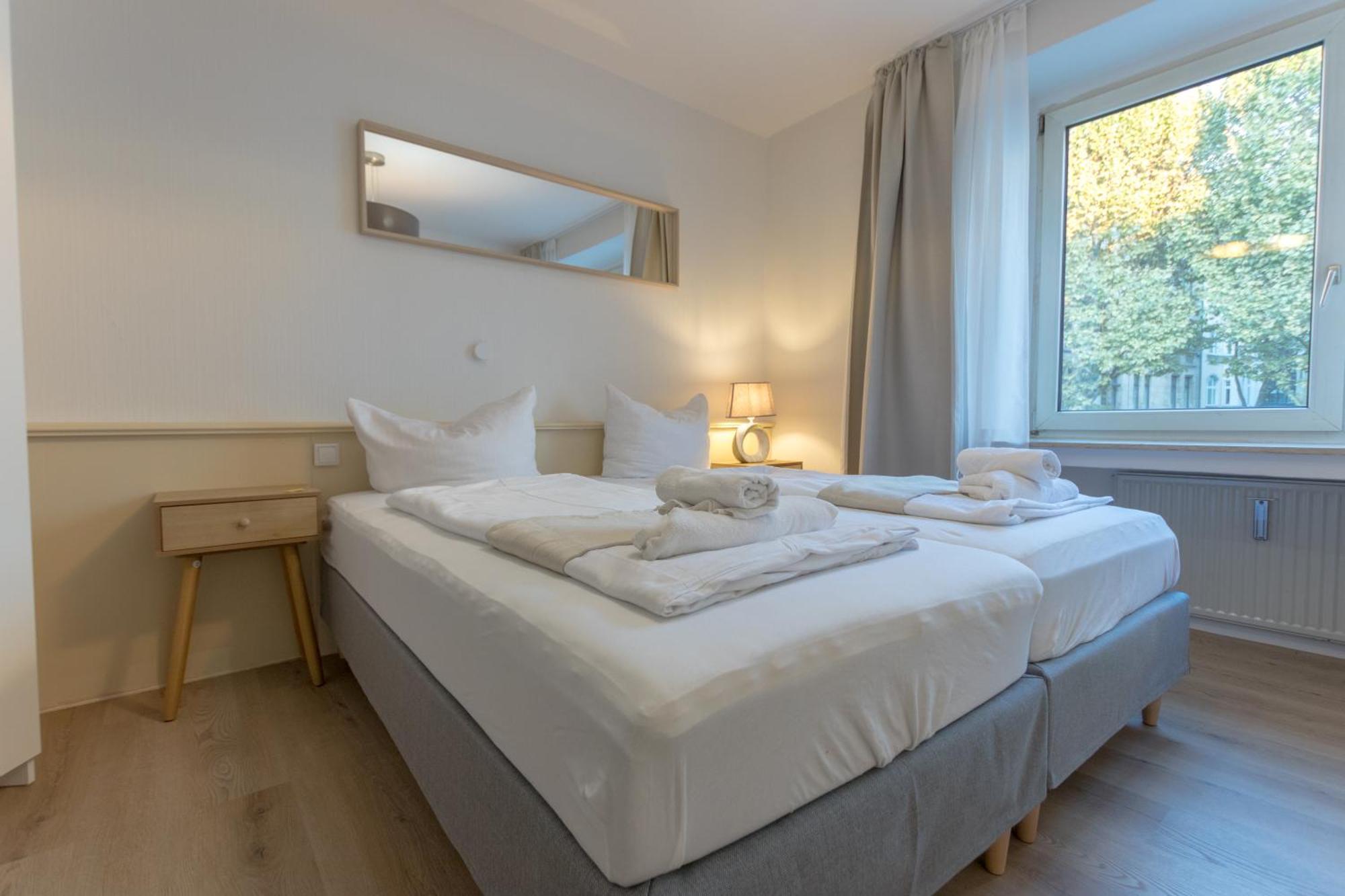 Hotel Dörenkamp by Vivere Stays Düsseldorf Exteriör bild
