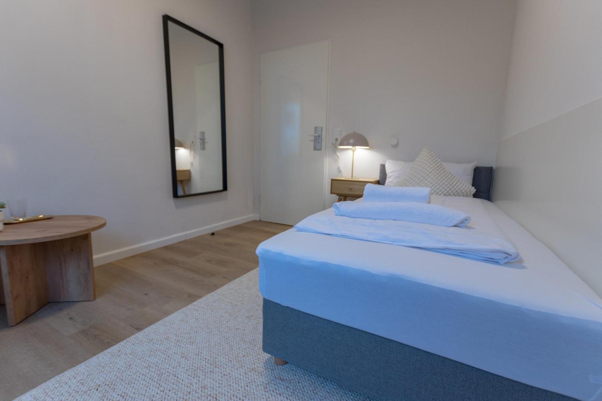 Hotel Dörenkamp by Vivere Stays Düsseldorf Exteriör bild