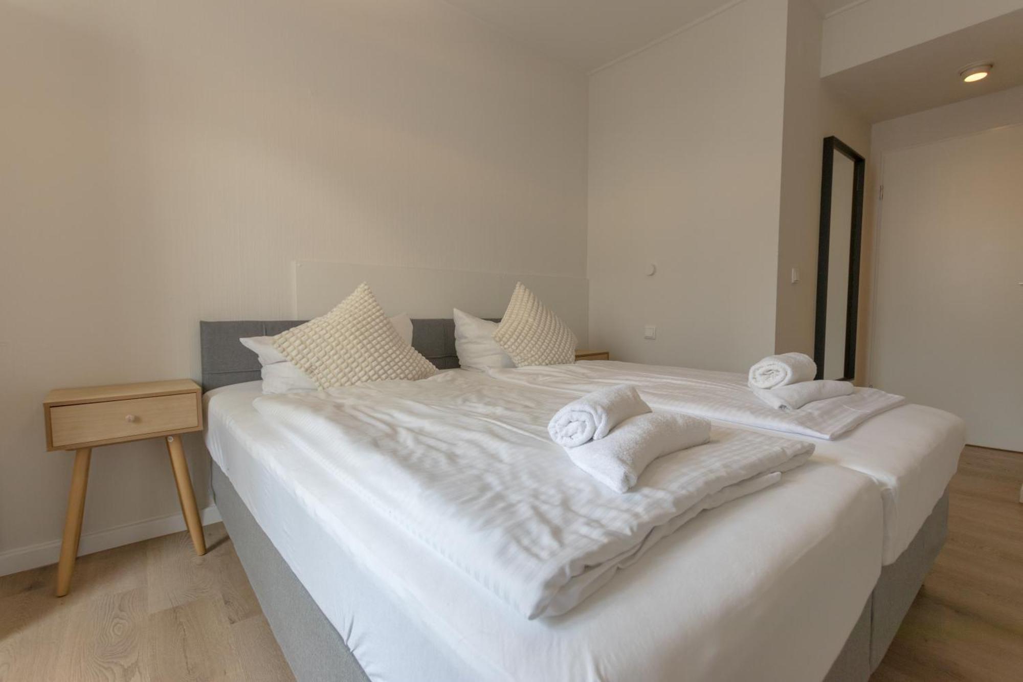 Hotel Dörenkamp by Vivere Stays Düsseldorf Exteriör bild