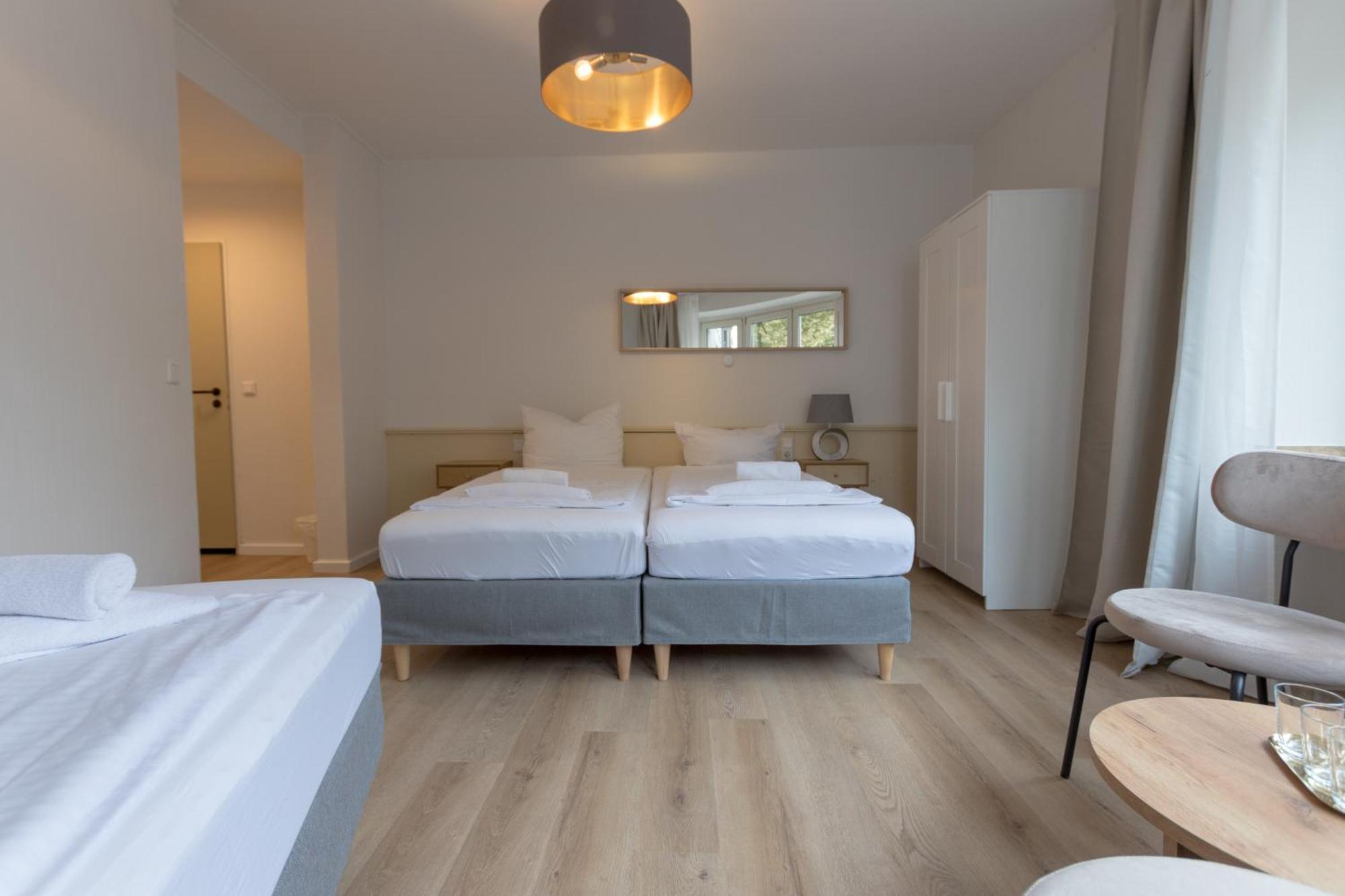 Hotel Dörenkamp by Vivere Stays Düsseldorf Exteriör bild